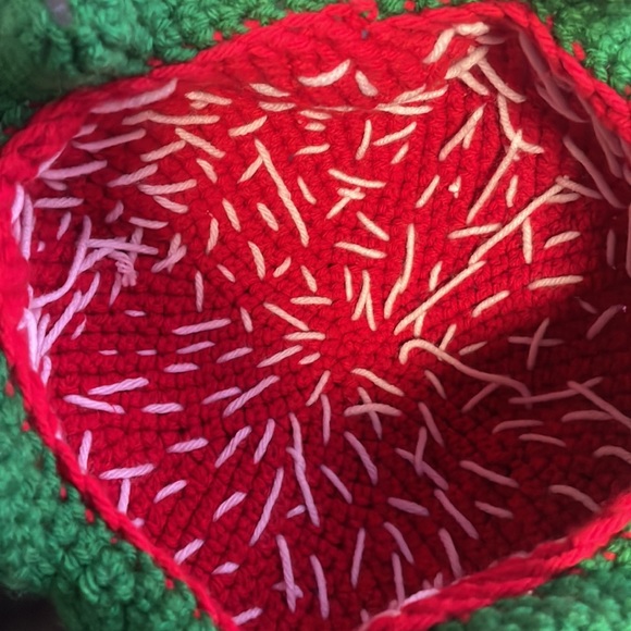 Cute strawberry shortcake hat - Picture 3 of 3